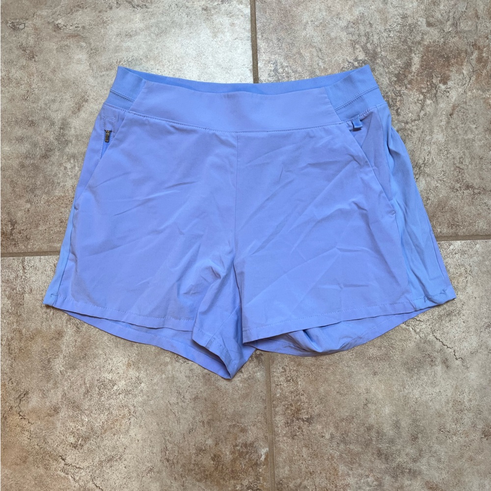 Athleta short